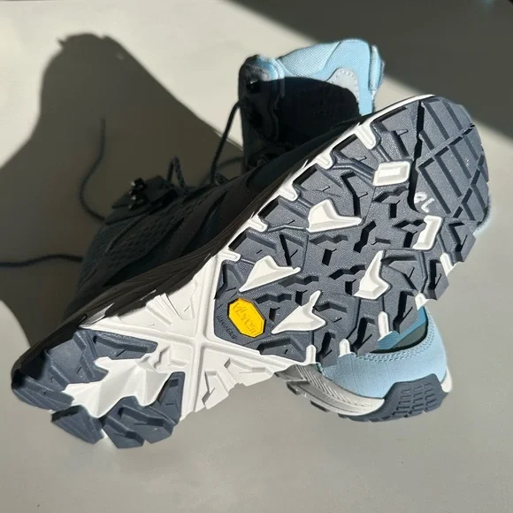 HOKA Women's Anacapa Mid Gore-Tex Hiking Boots - Picture 6 of 6